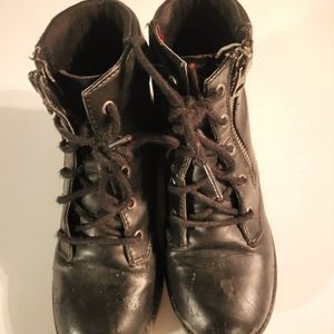 Girls black boots Size 13